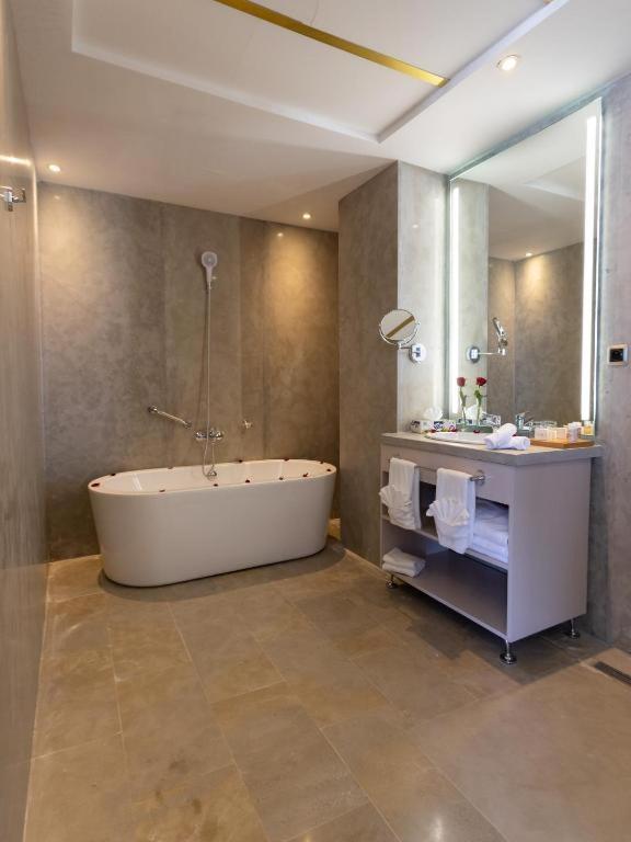Mandarin Palace Hotel & Spa Танжер Екстериор снимка