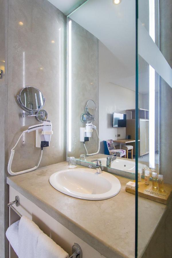 Mandarin Palace Hotel & Spa Танжер Екстериор снимка Bathroom